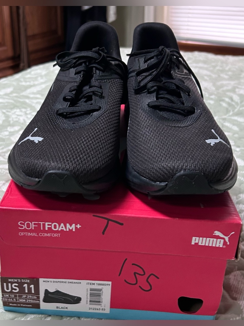 Puma Disperse Sneaker, Size 11, NIB same w/out box size 10.5: Both are New.